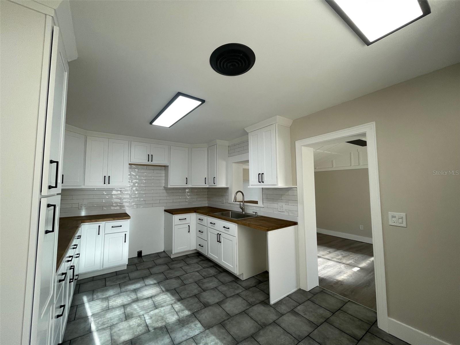 Image 8 of 19 For 3028 9th Avenue N