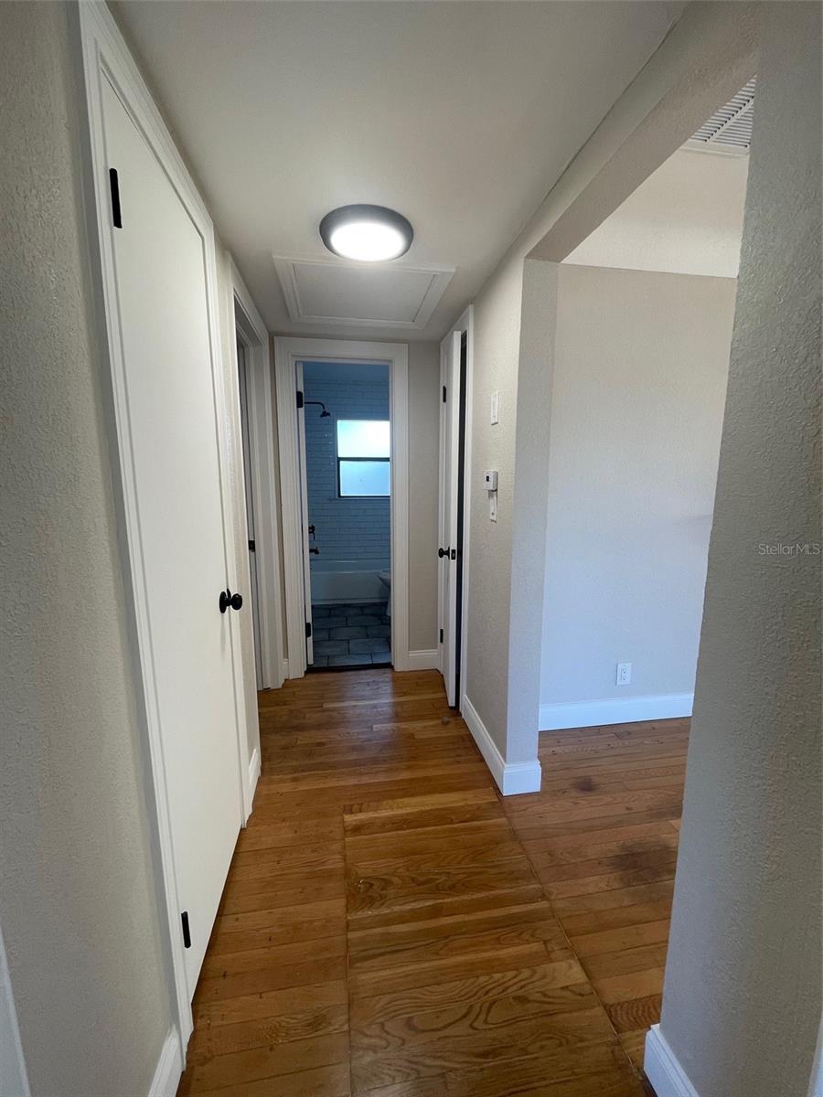 Image 9 of 19 For 3028 9th Avenue N