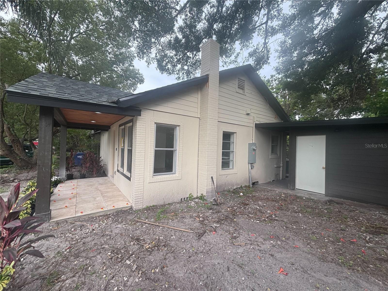 Image 15 of 35 For 1508 Comanche Avenue