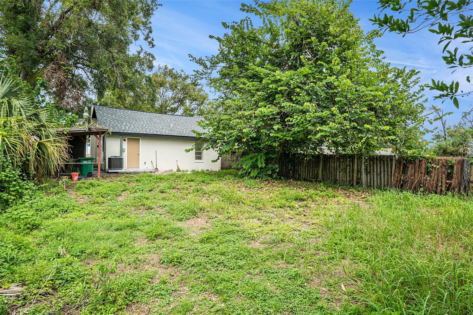 Image 22 of 35 For 1508 Comanche Avenue