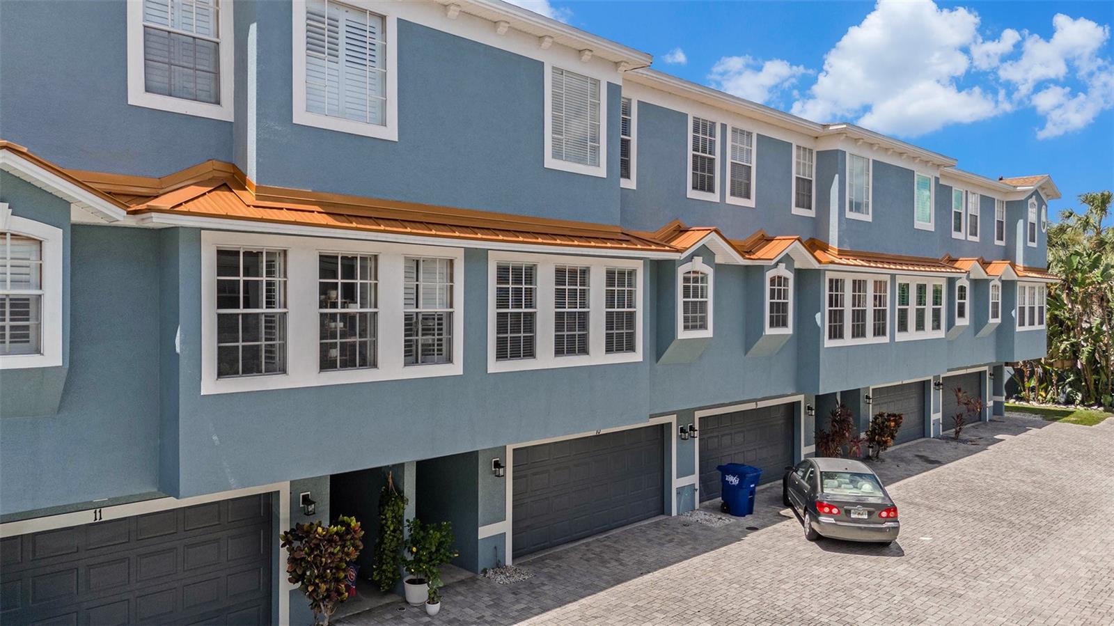 Details for 3111 De Leon Street 10, TAMPA, FL 33609