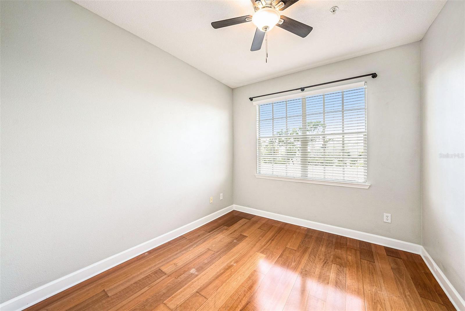 Image 22 of 32 For 3111 De Leon Street 10