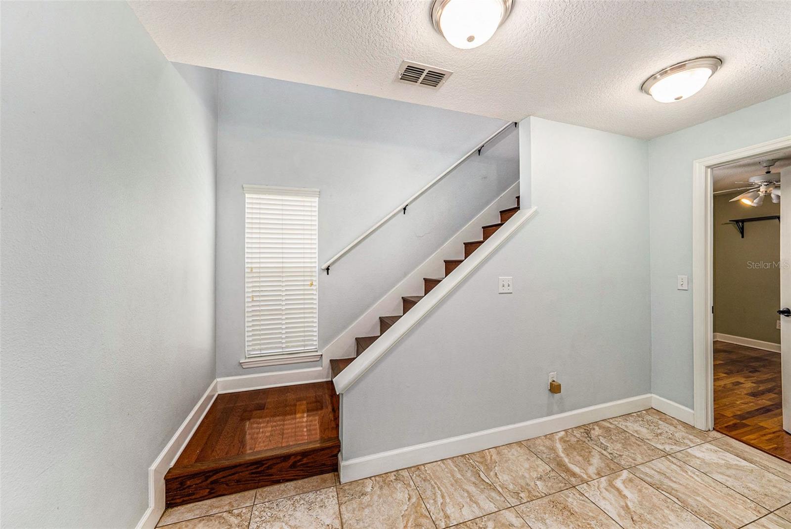 Image 8 of 32 For 3111 De Leon Street 10