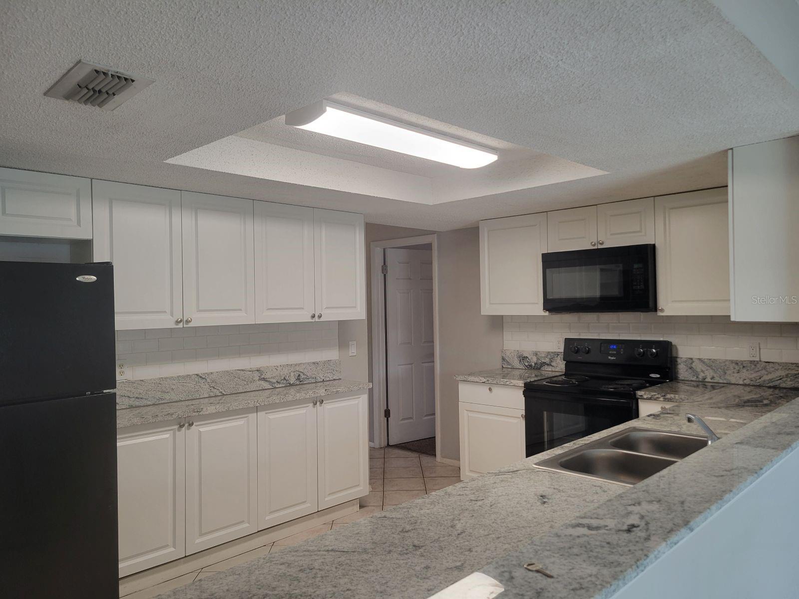 Image 13 of 33 For 5022 Doefield Lane