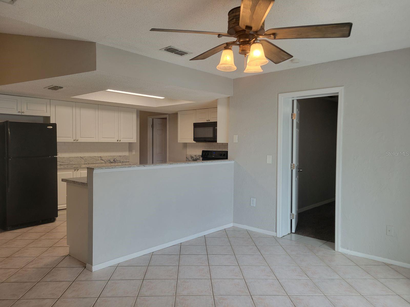 Image 15 of 33 For 5022 Doefield Lane