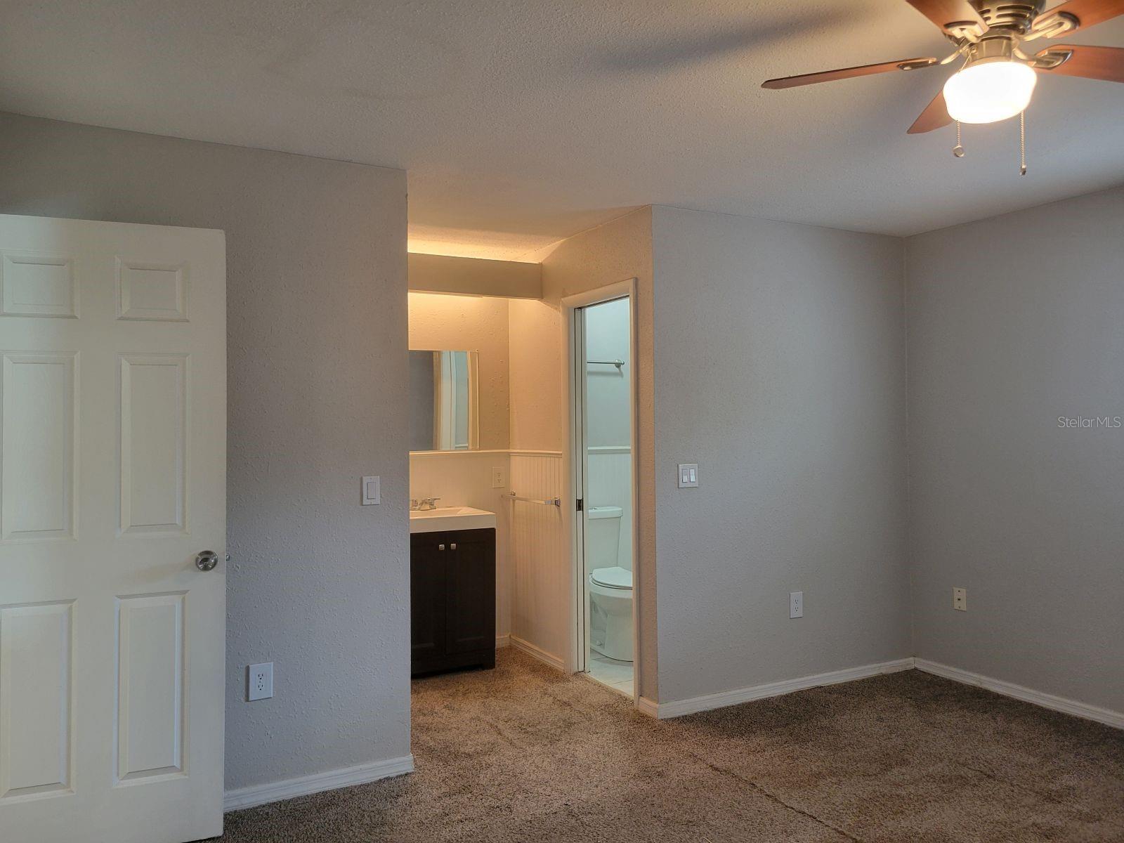Image 21 of 33 For 5022 Doefield Lane