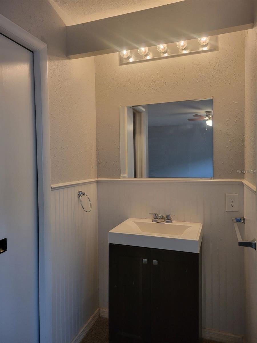 Image 23 of 33 For 5022 Doefield Lane