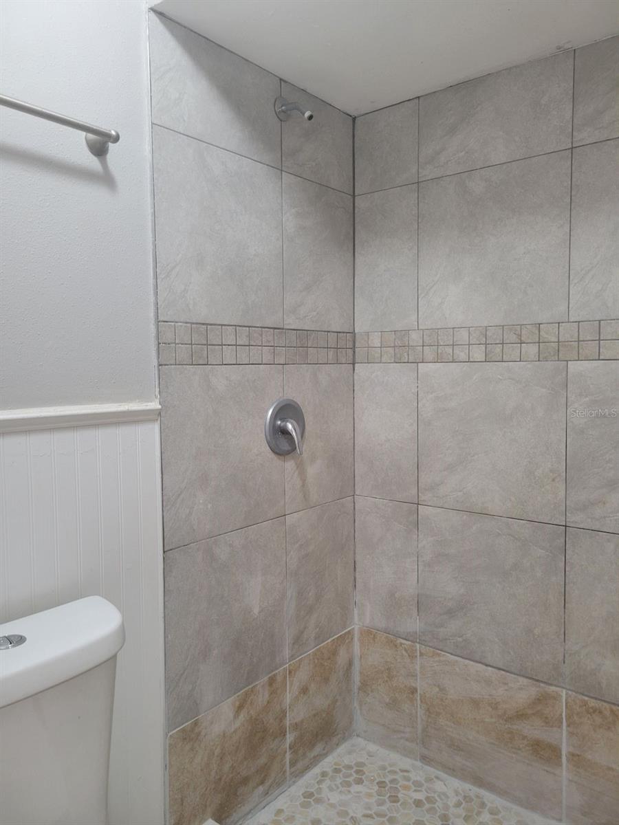 Image 25 of 33 For 5022 Doefield Lane