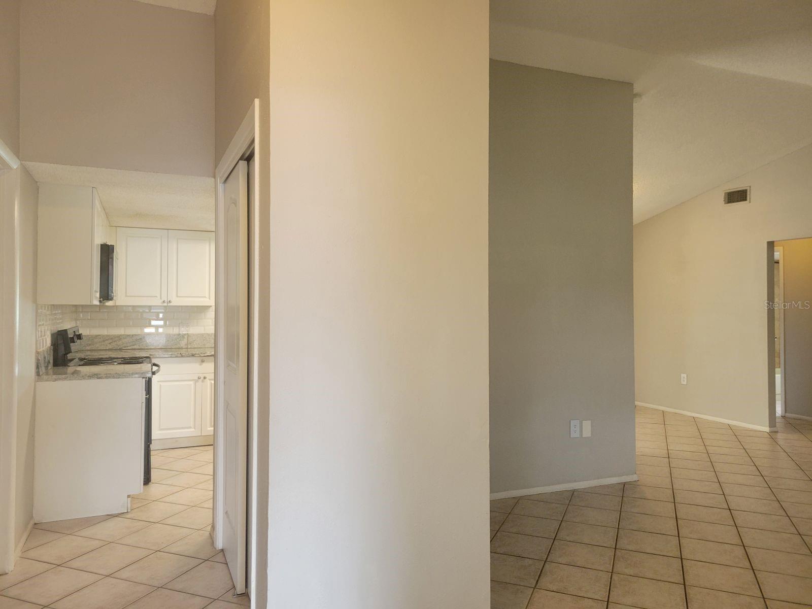 Image 4 of 33 For 5022 Doefield Lane