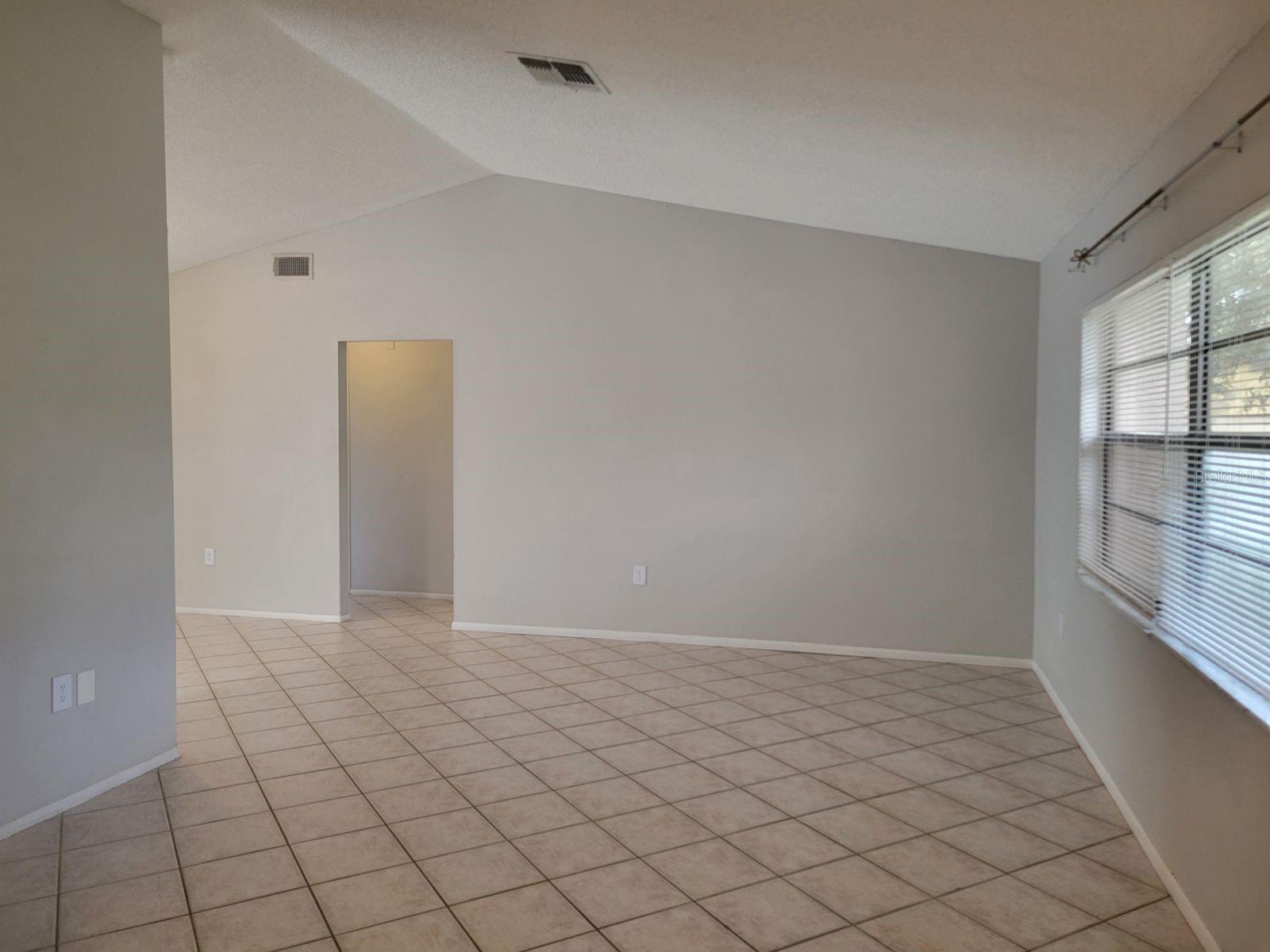 Image 5 of 33 For 5022 Doefield Lane