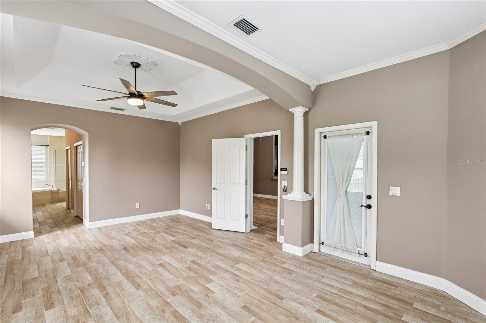 Image 17 of 85 For 18301 Bankston Place