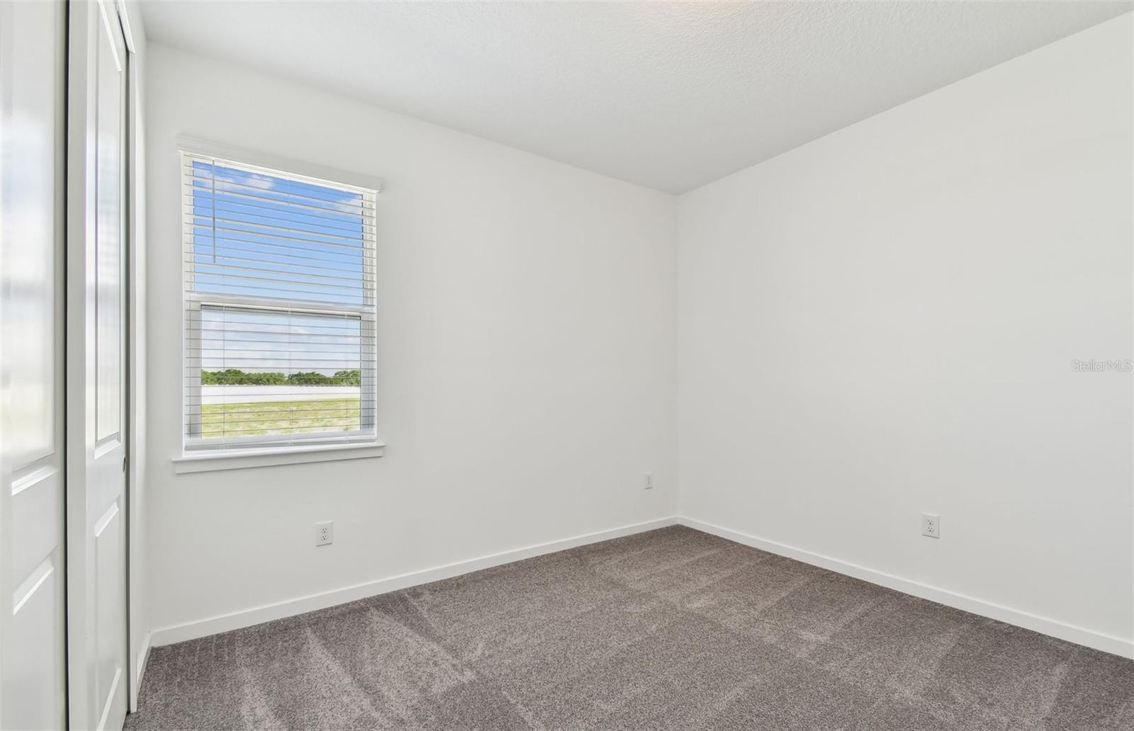 Image 15 of 26 For 9745 Autumn Ridge Avenue
