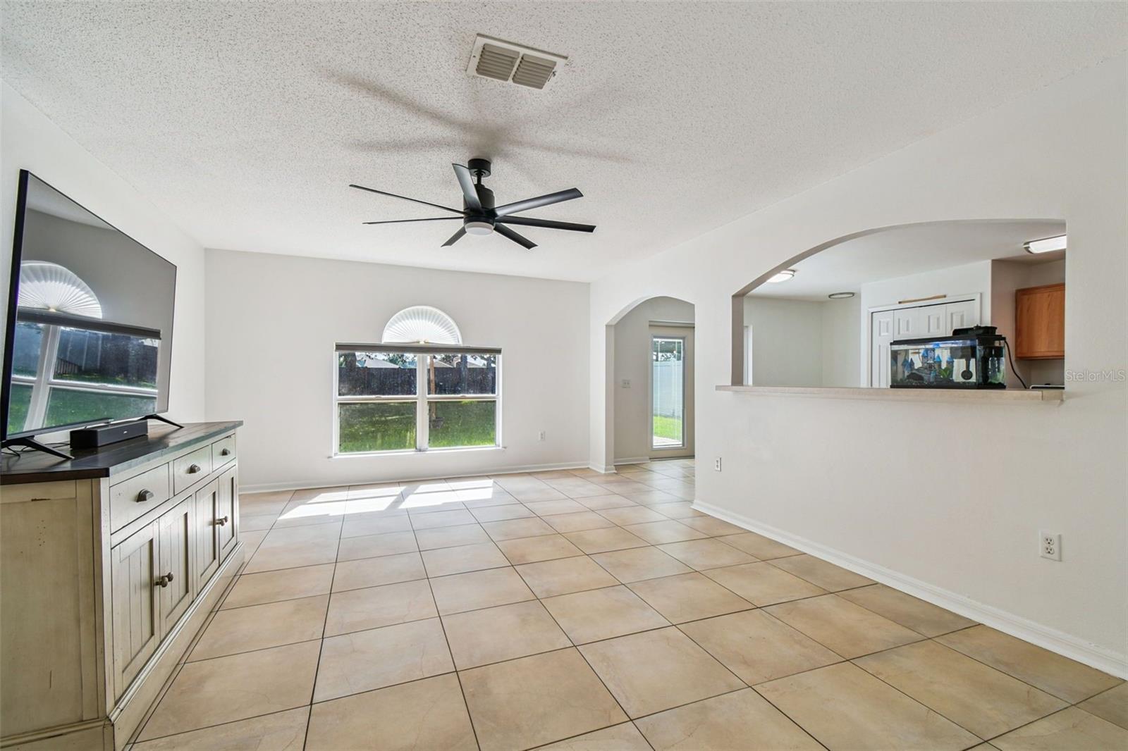 Image 4 of 74 For 2822 Mingo Drive