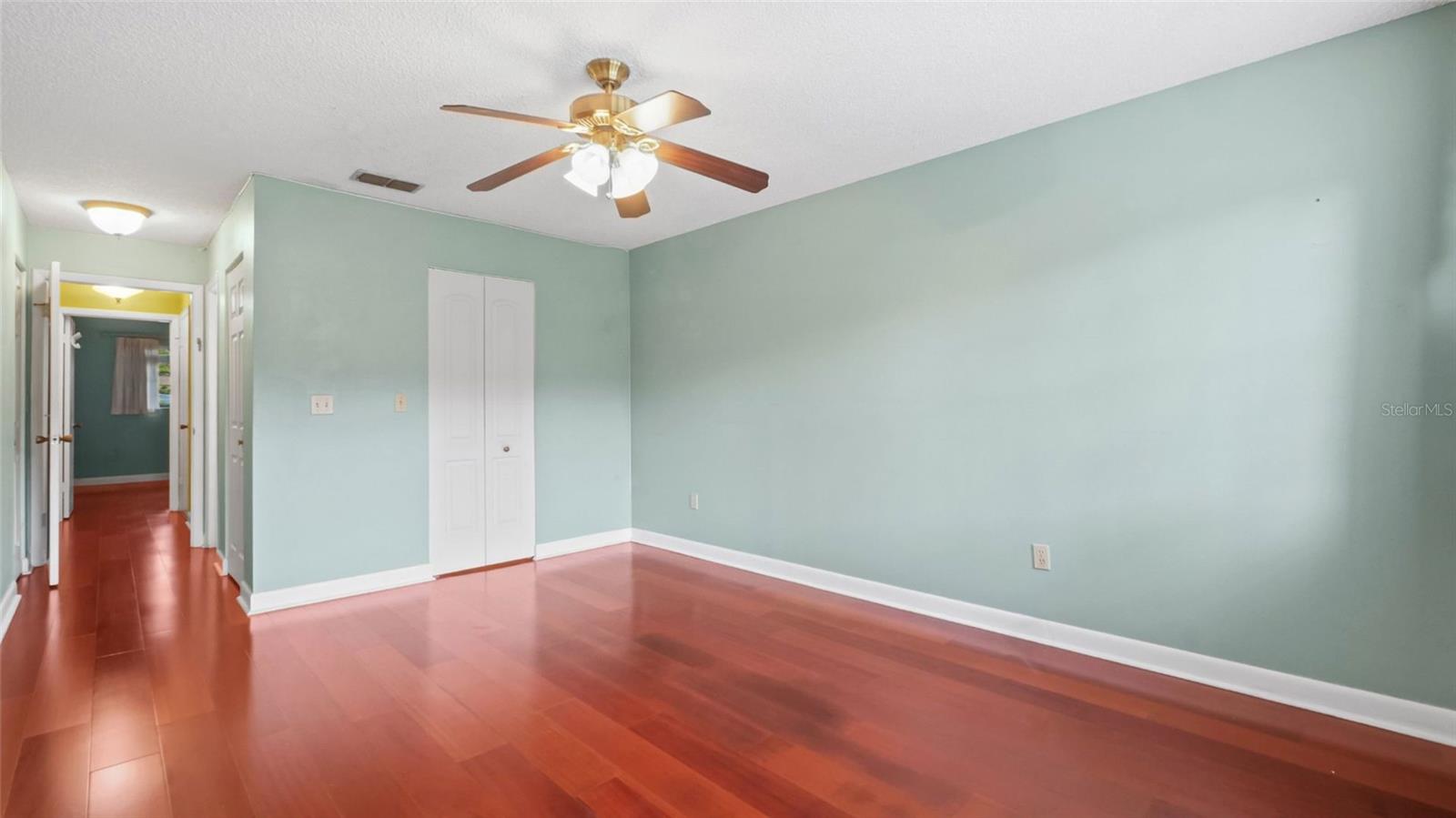 Image 10 of 32 For 6070 80th Street N 109