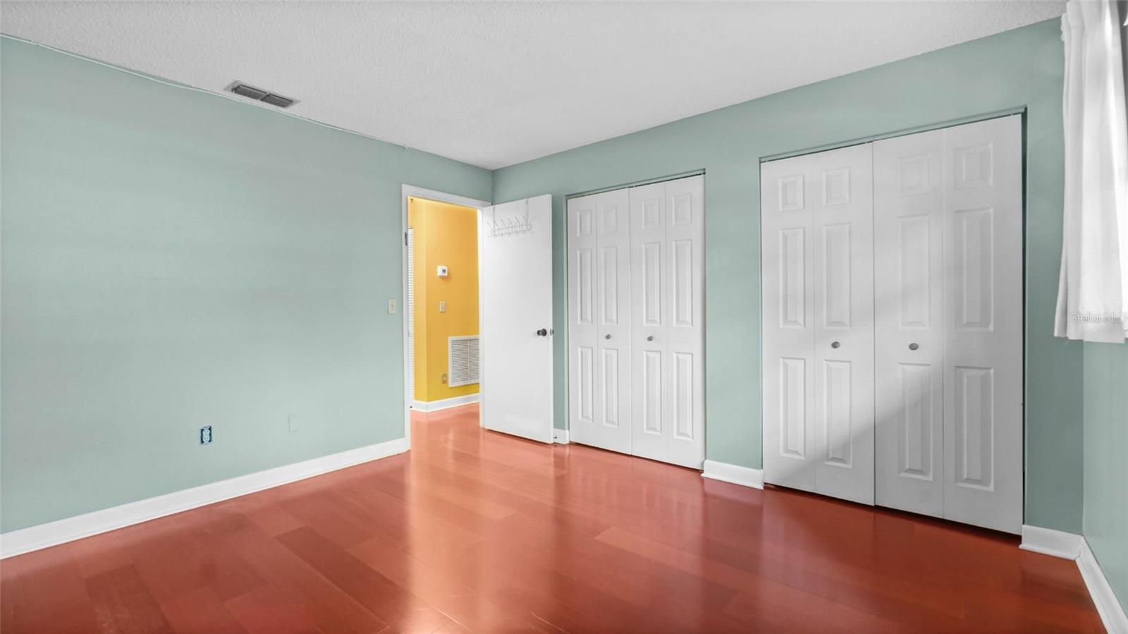 Image 15 of 32 For 6070 80th Street N 109