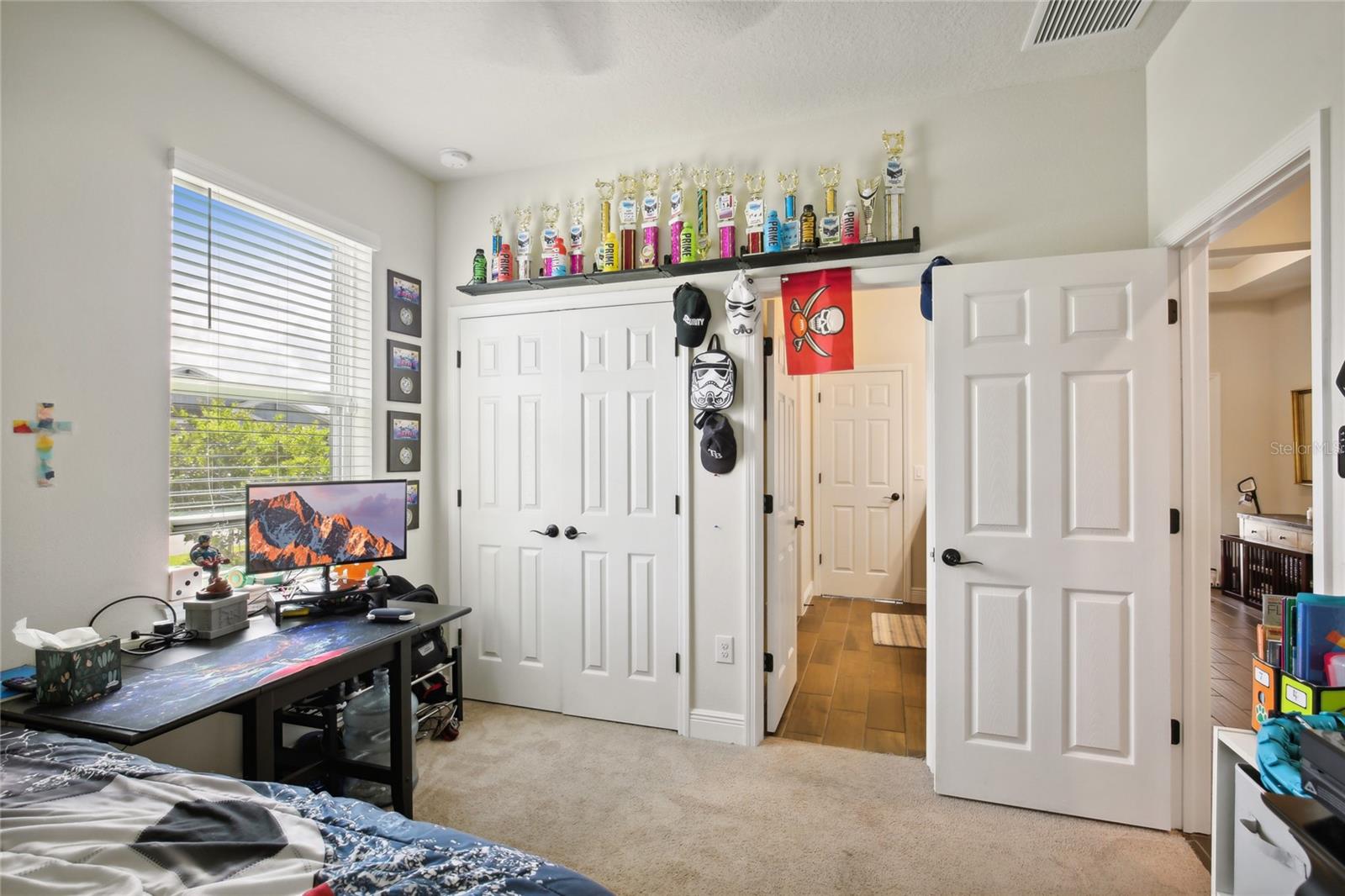 Image 23 of 49 For 6240 Sea Air Drive