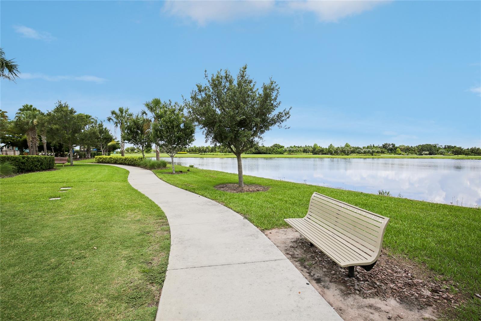 Image 41 of 49 For 6240 Sea Air Drive