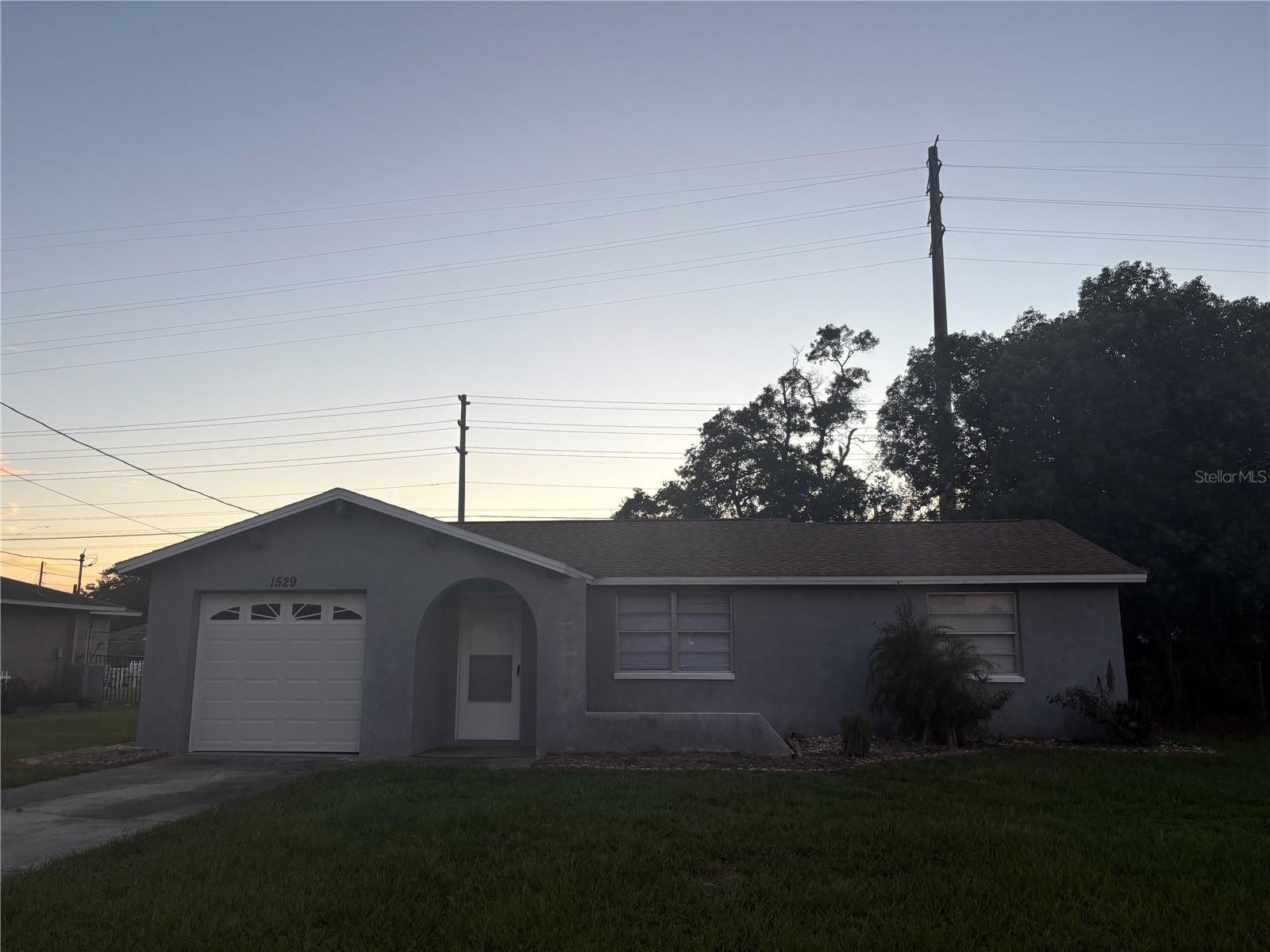 Image 16 of 66 For 1529 Larkin Road