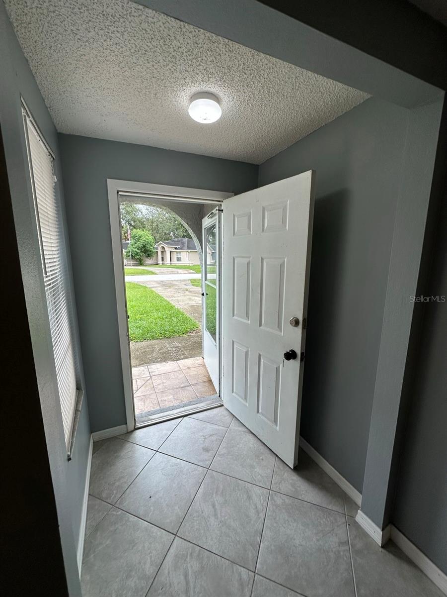 Image 31 of 66 For 1529 Larkin Road