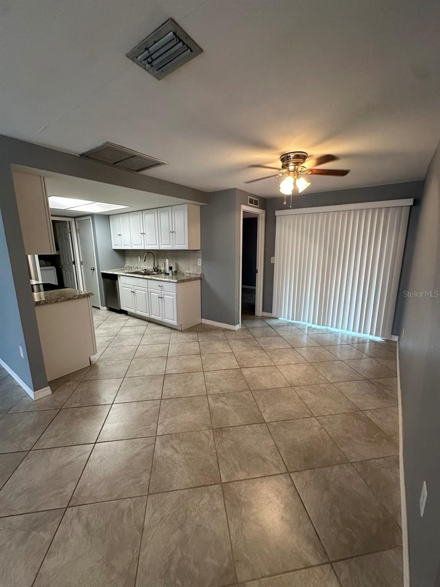Image 42 of 66 For 1529 Larkin Road