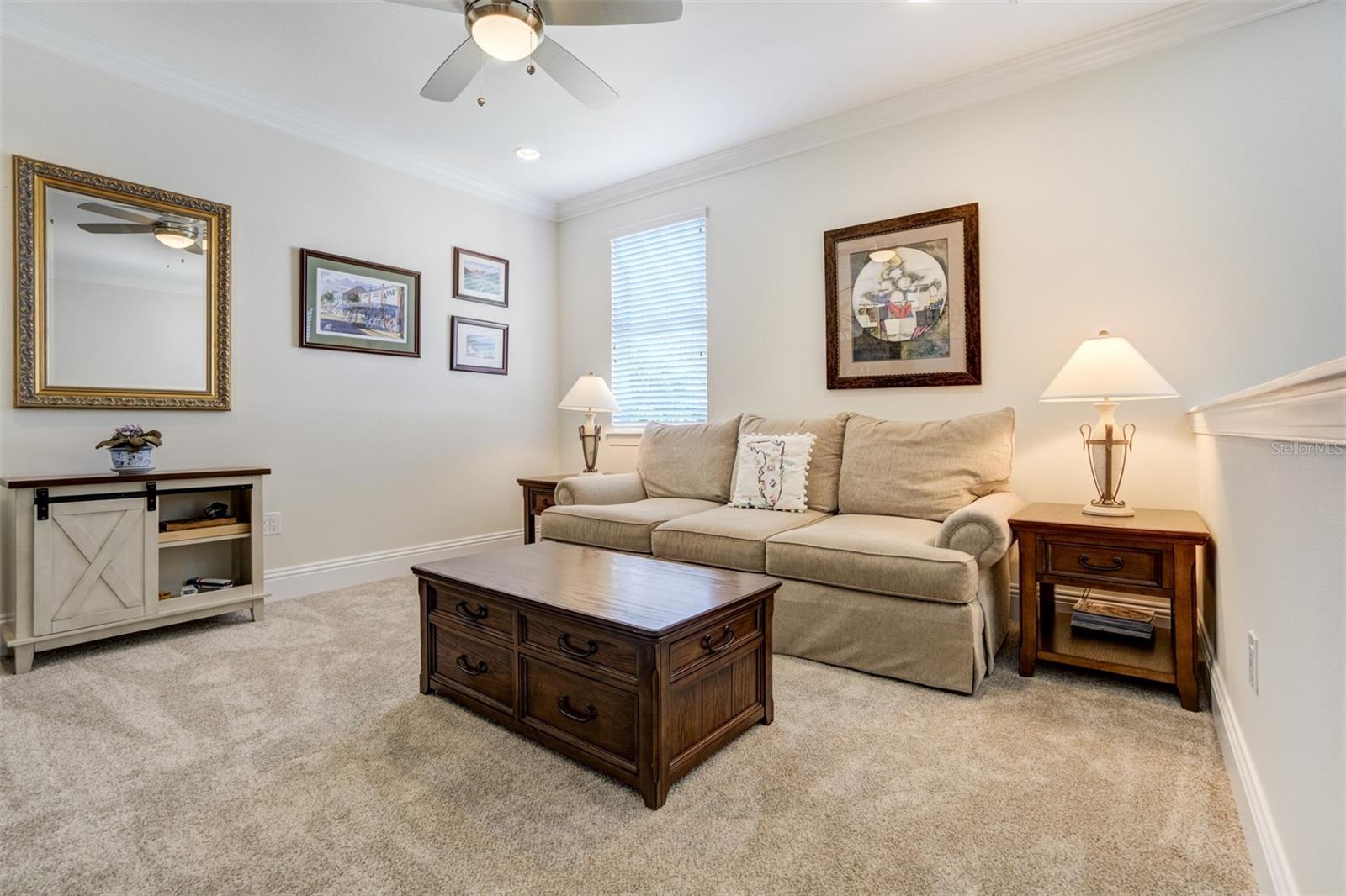 Listing photo id 27 for 201 4th Avenue S