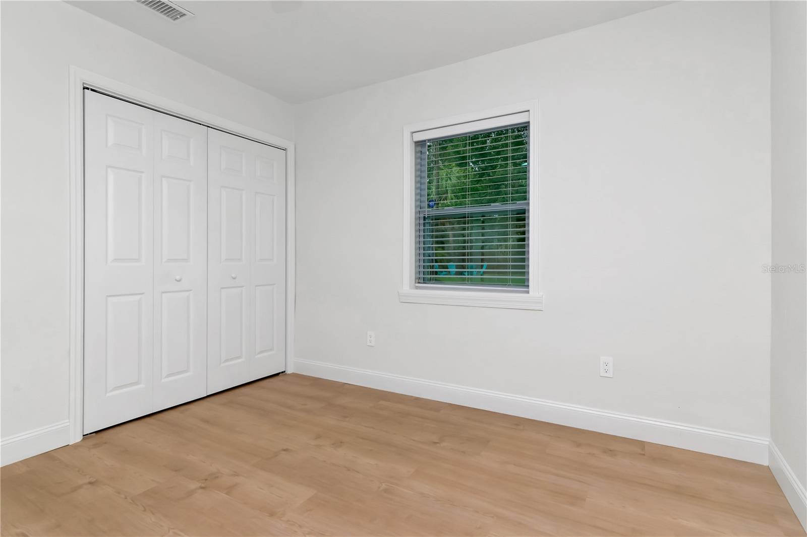 Image 10 of 38 For 4306 West Shore Boulevard