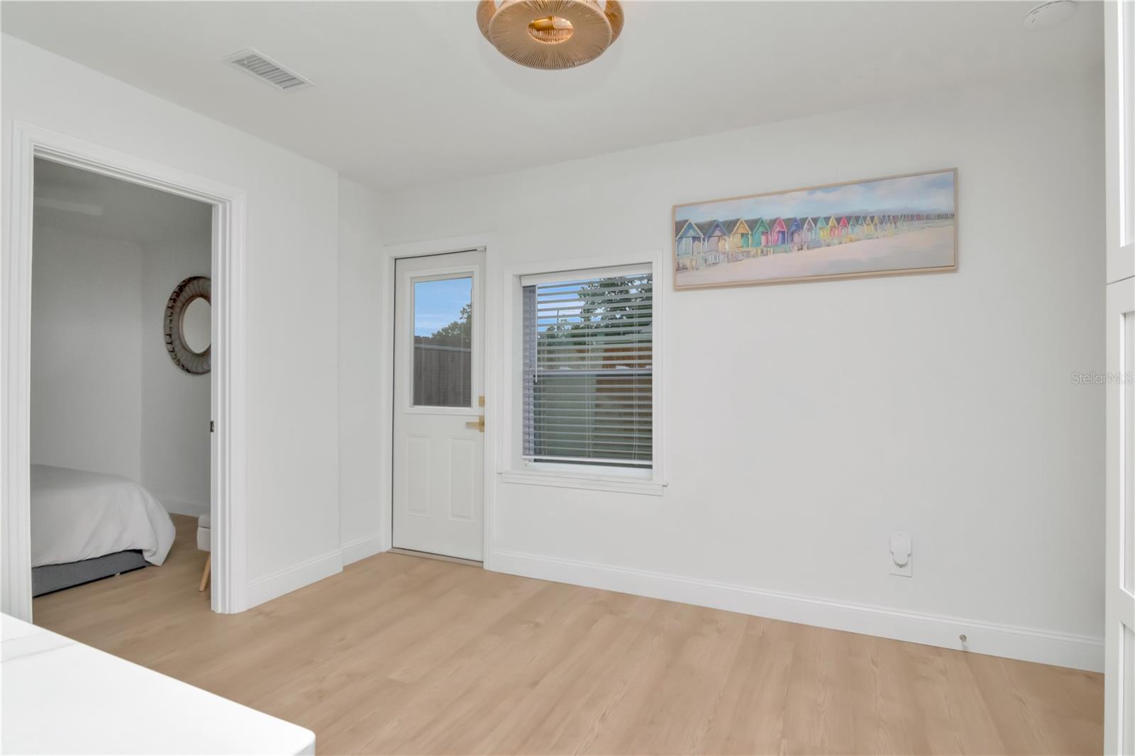 Image 24 of 38 For 4306 West Shore Boulevard