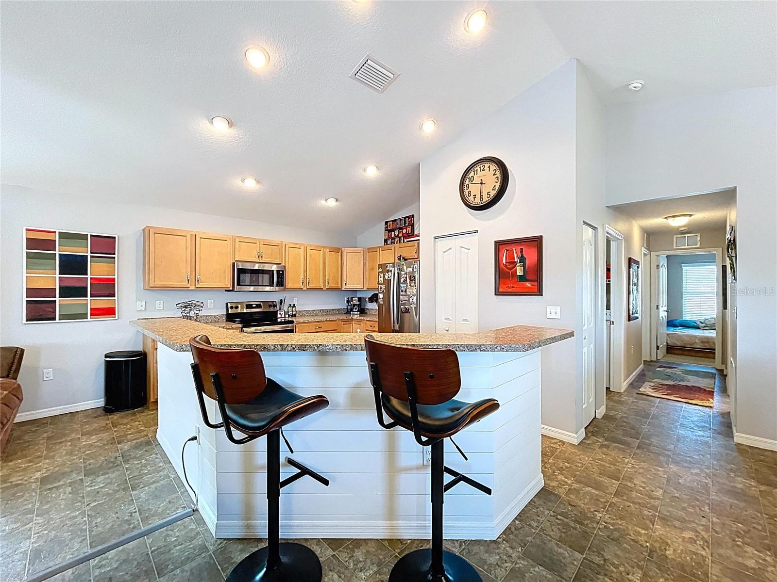 Listing photo id 25 for 3911 Nokomis Point