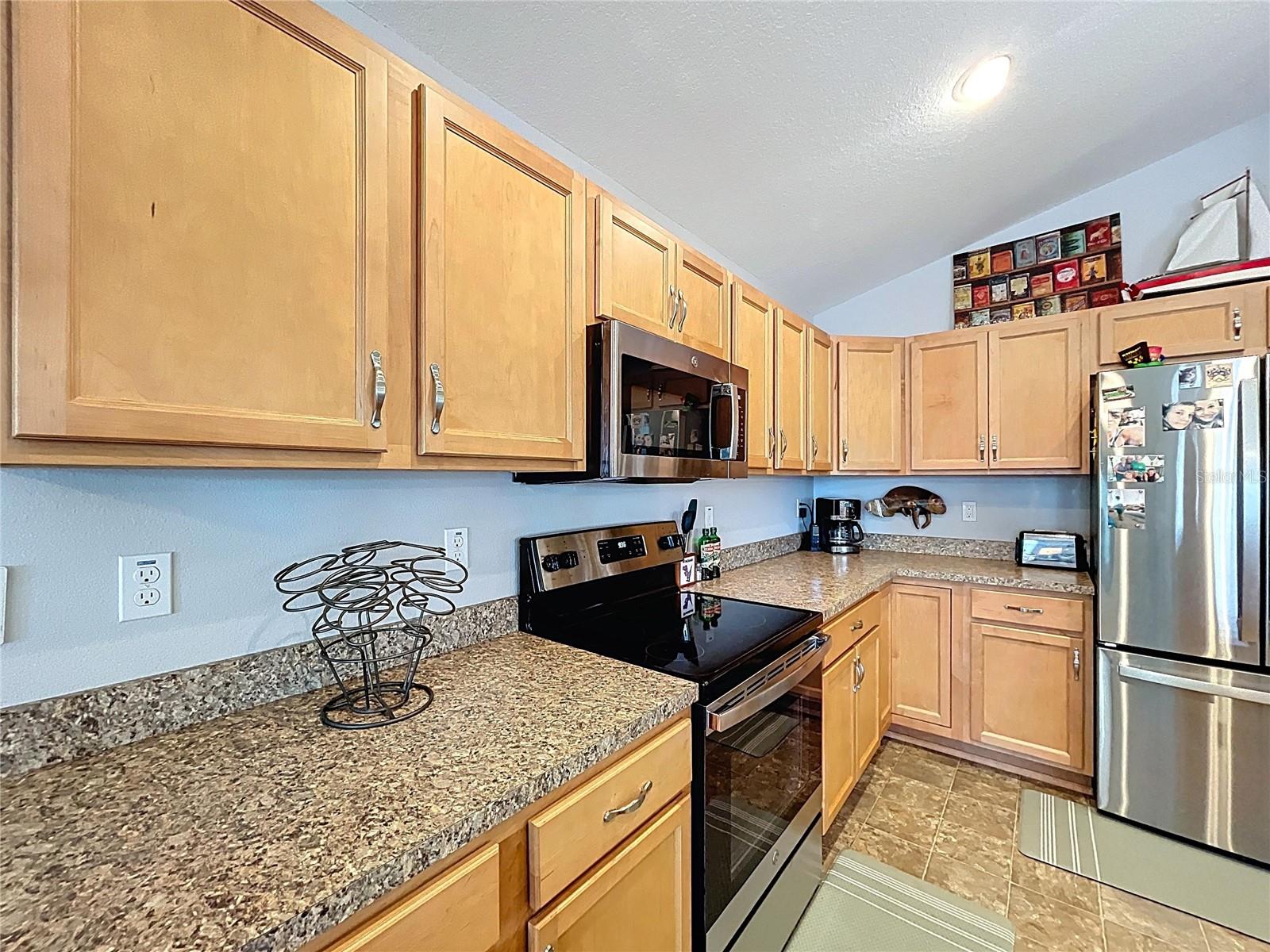 Listing photo id 27 for 3911 Nokomis Point