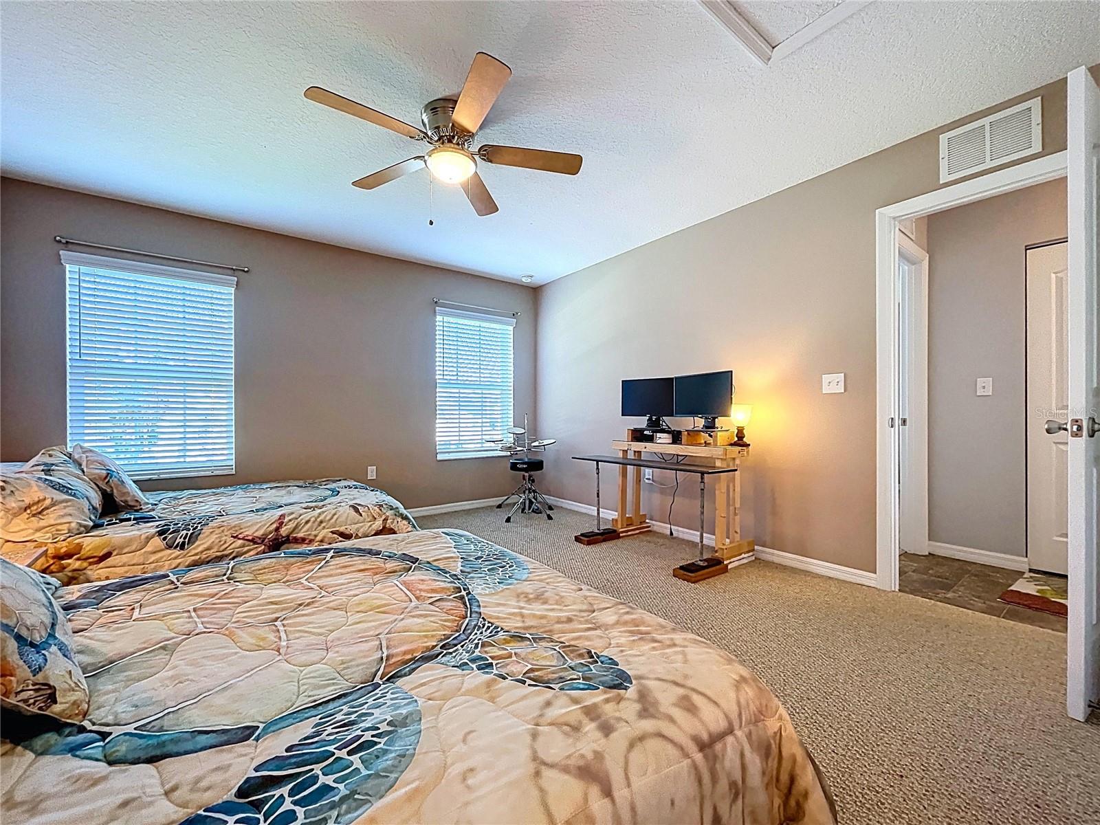 Listing photo id 52 for 3911 Nokomis Point