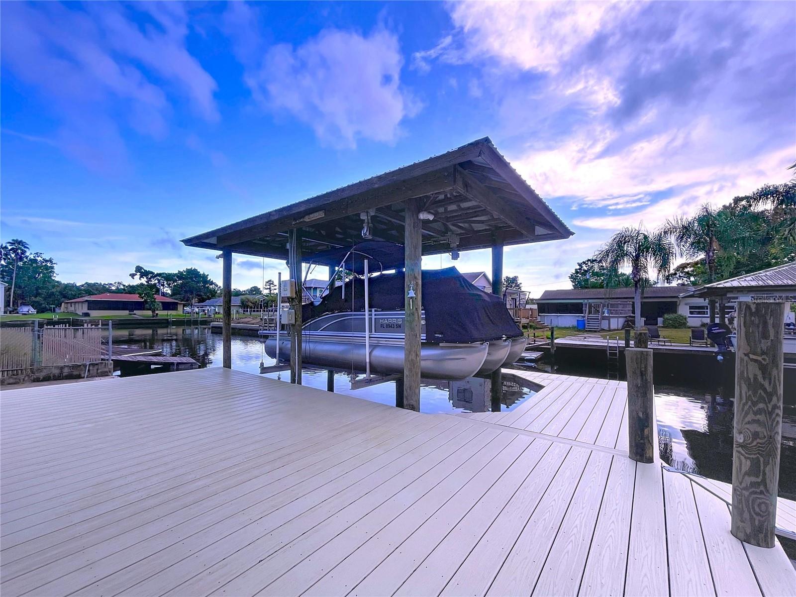 Listing photo id 64 for 3911 Nokomis Point