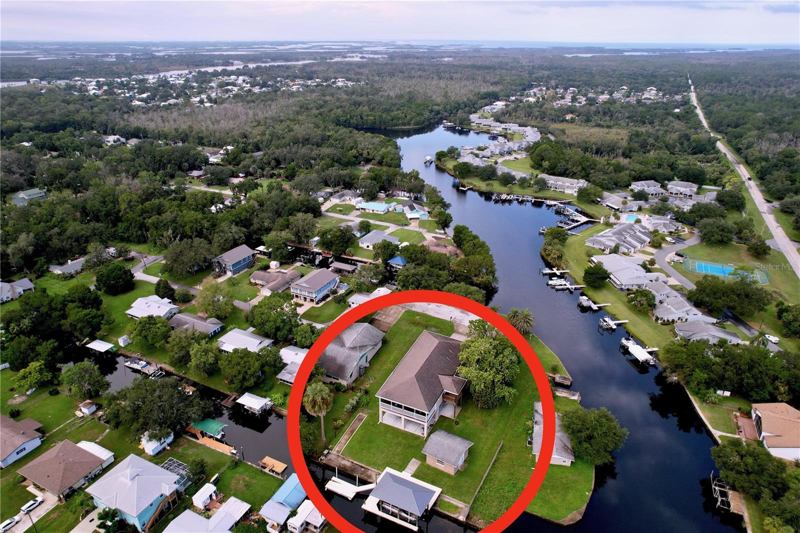 Listing photo id 72 for 3911 Nokomis Point