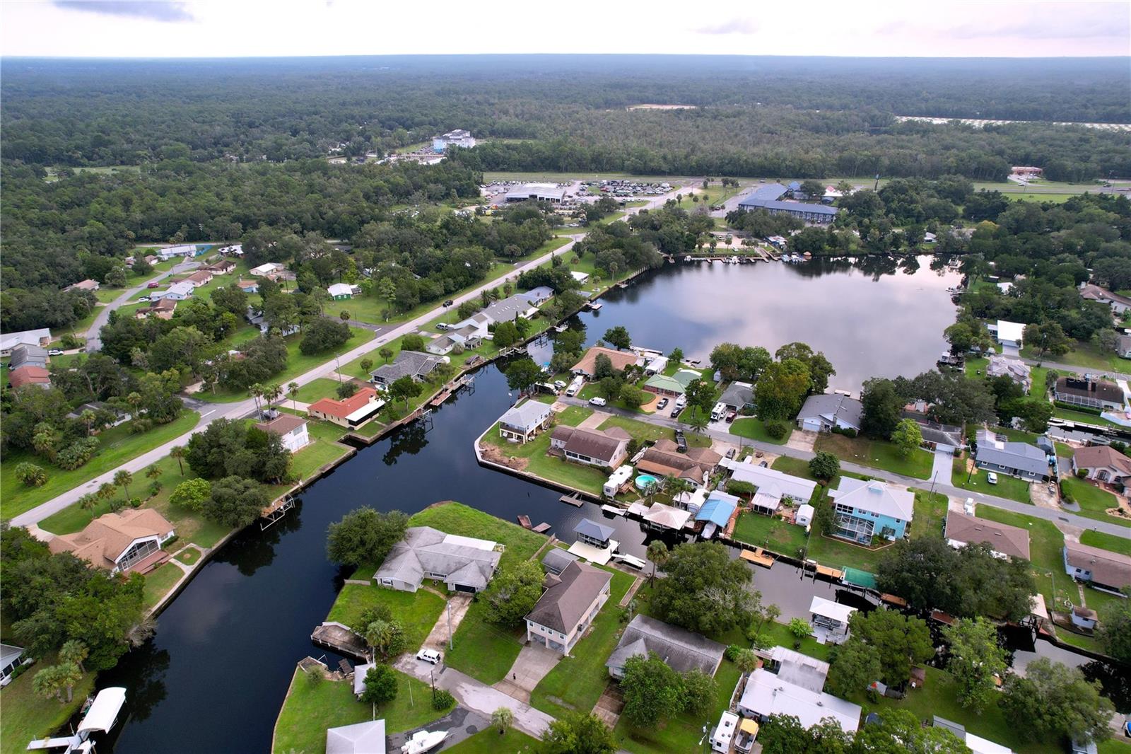Listing photo id 77 for 3911 Nokomis Point