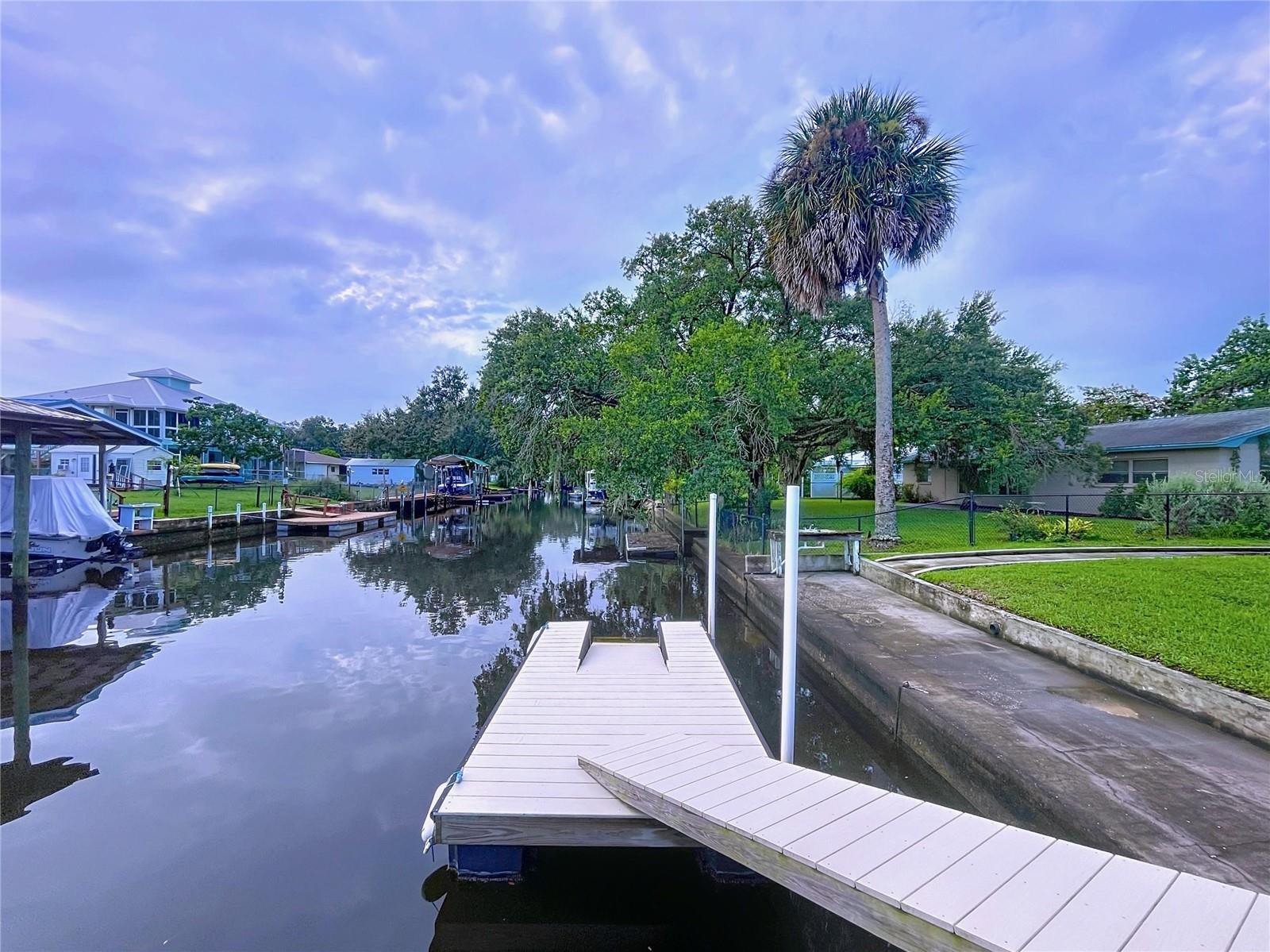 Listing photo id 6 for 3911 Nokomis Point