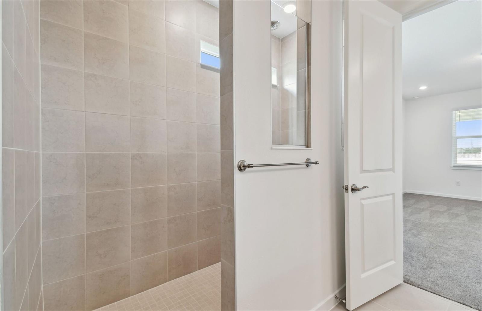 Image 10 of 25 For 13707 Brookside Haven Street