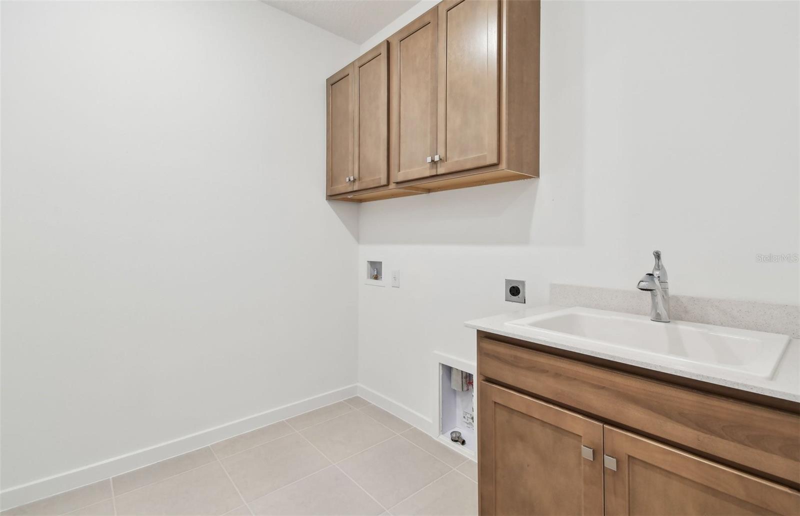 Image 17 of 25 For 13707 Brookside Haven Street