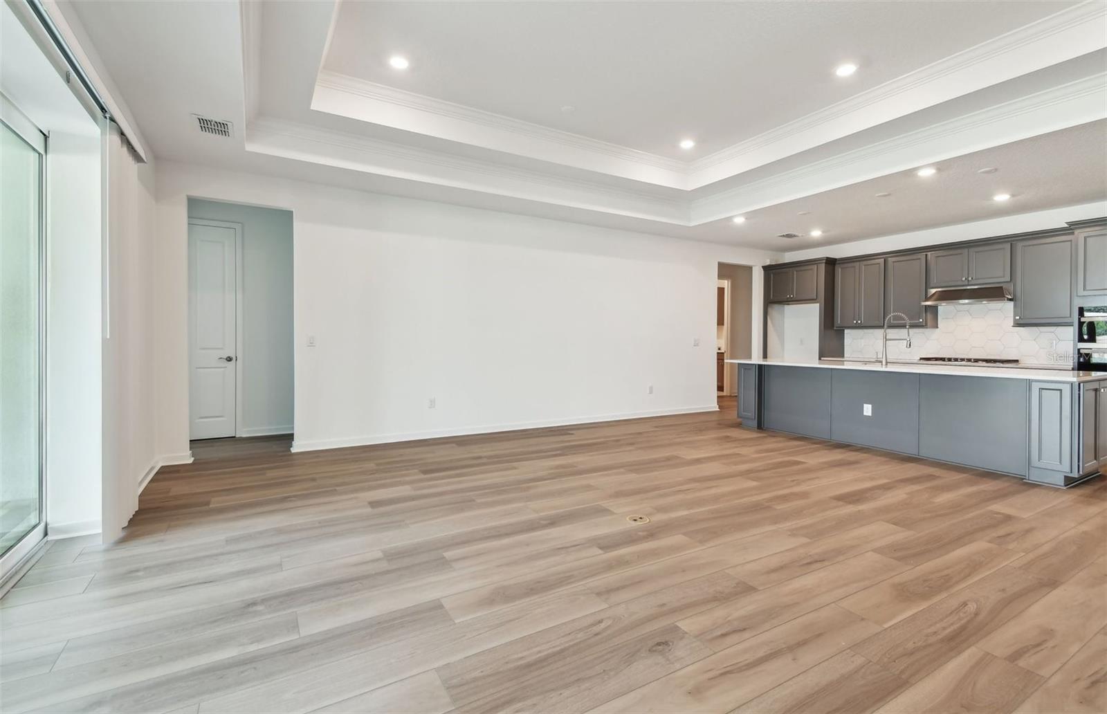 Image 6 of 25 For 13707 Brookside Haven Street