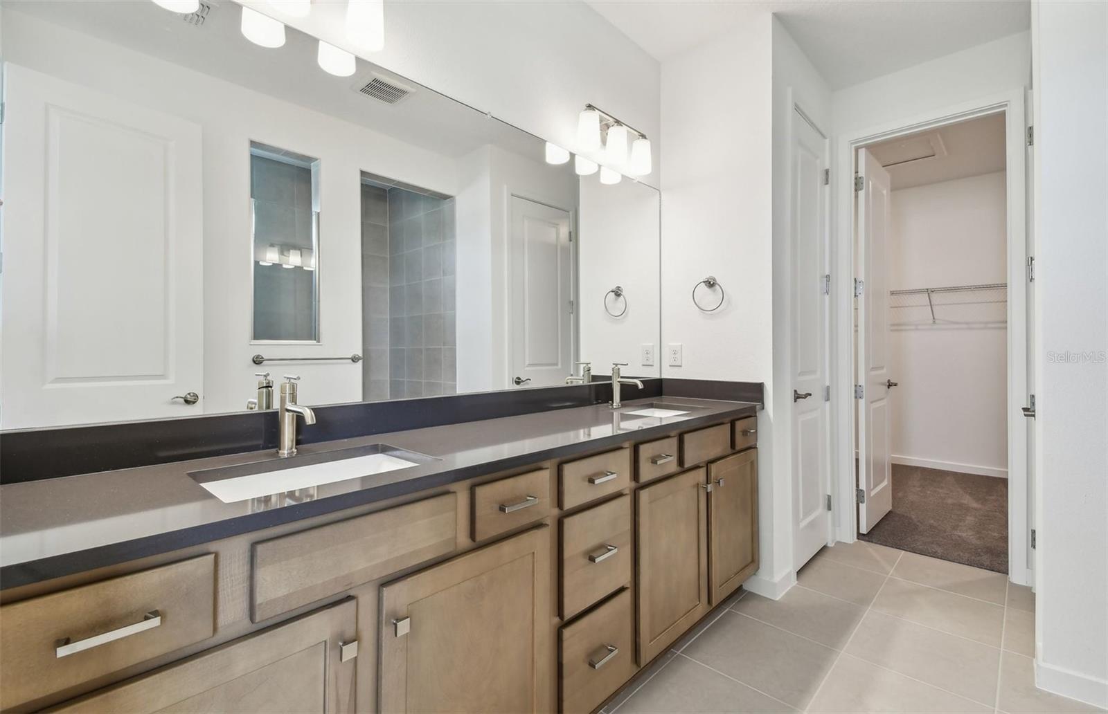 Image 9 of 25 For 13707 Brookside Haven Street