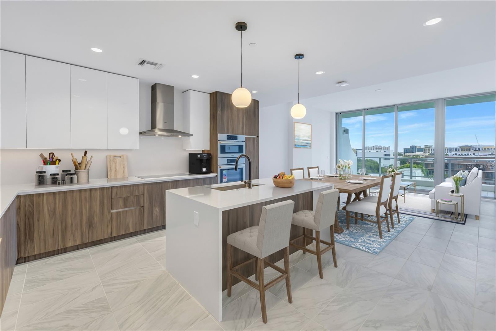 Image 5 of 27 For 777 3rd Avenue N 907