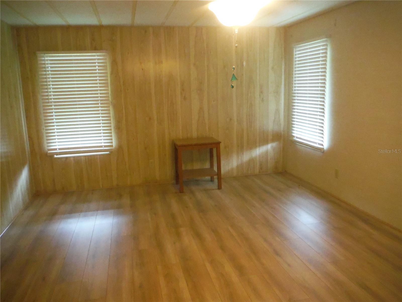 Image 21 of 40 For 165 Pinewood Terrace 108