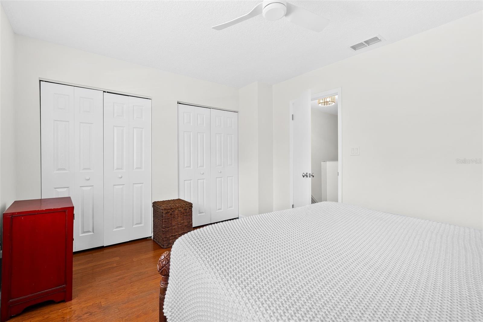 Image 23 of 47 For 3114 Knights Avenue