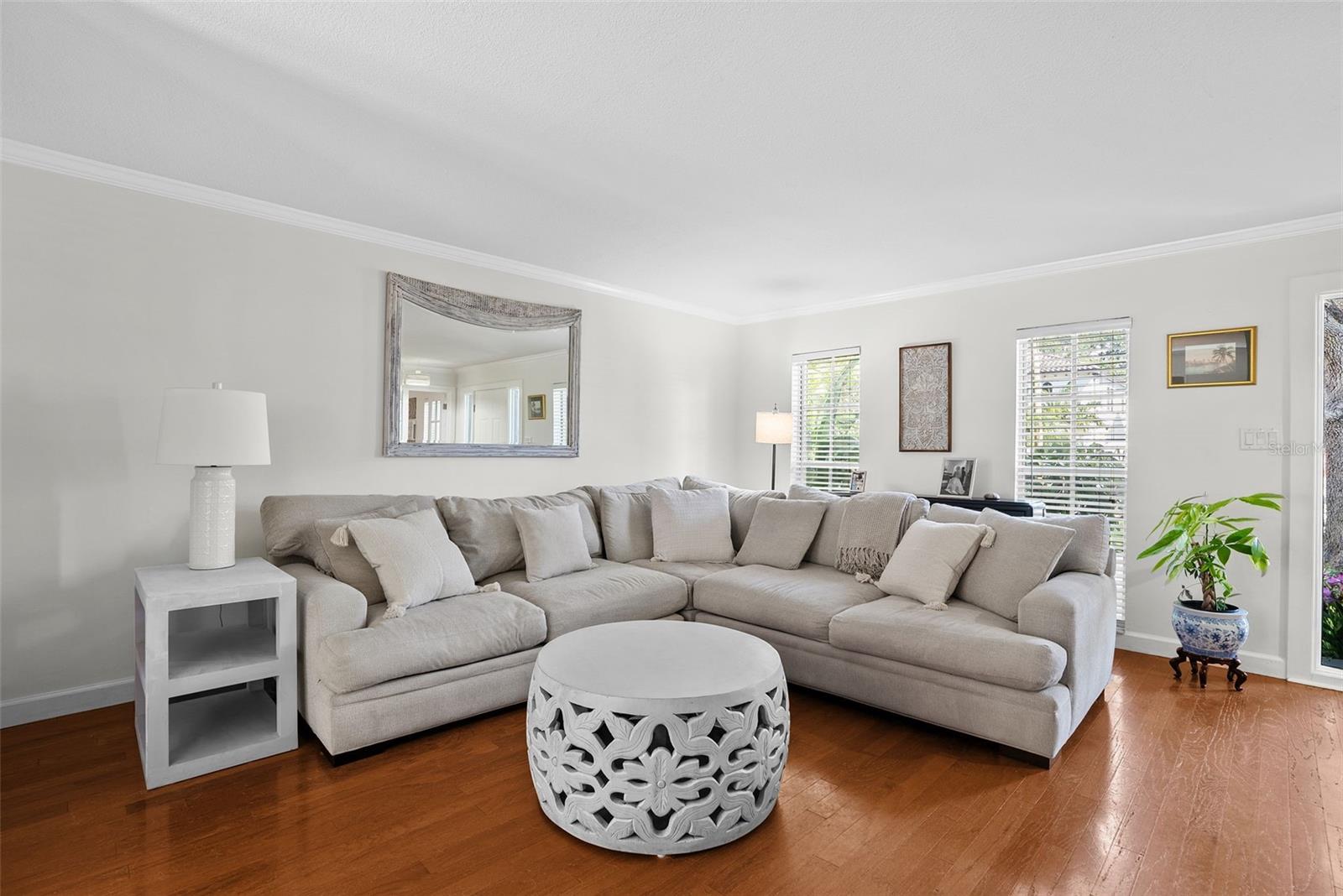 Image 7 of 47 For 3114 Knights Avenue