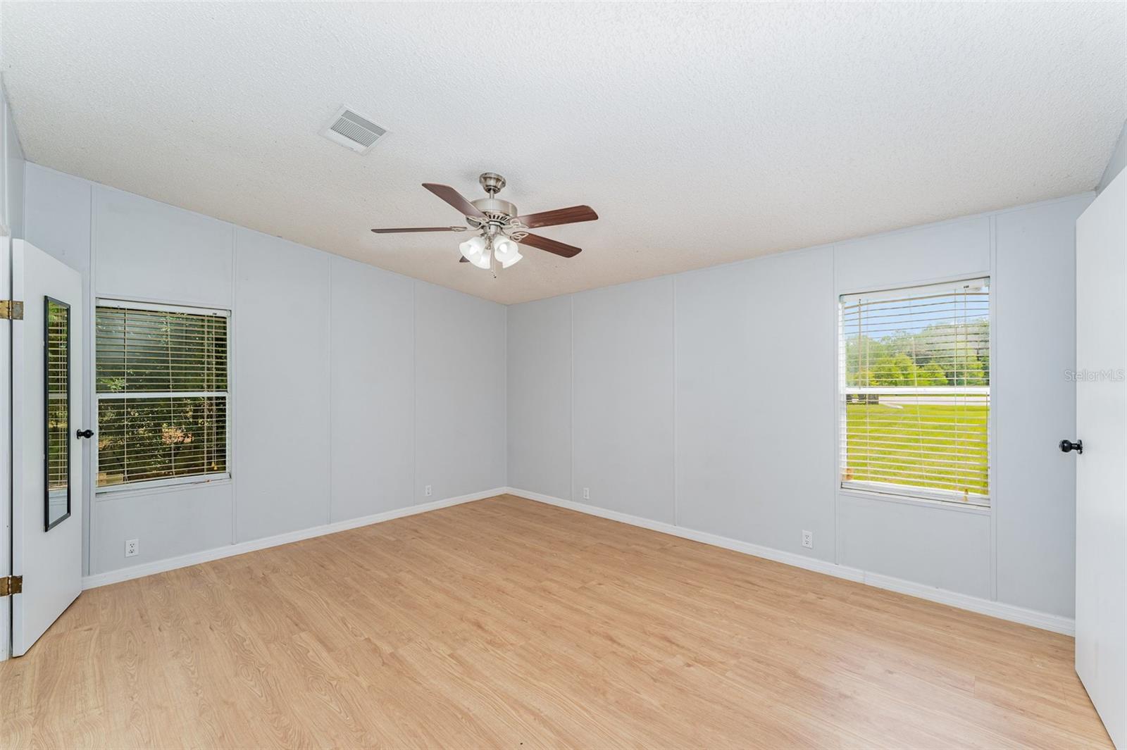 Image 10 of 31 For 8647 Cross Creek Road