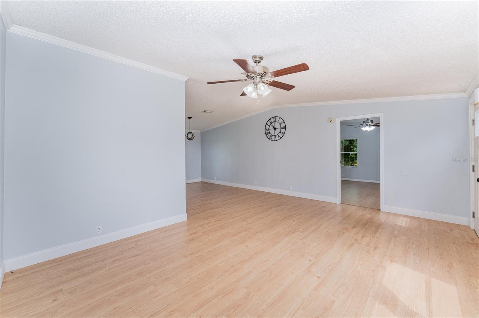Image 11 of 31 For 8647 Cross Creek Road