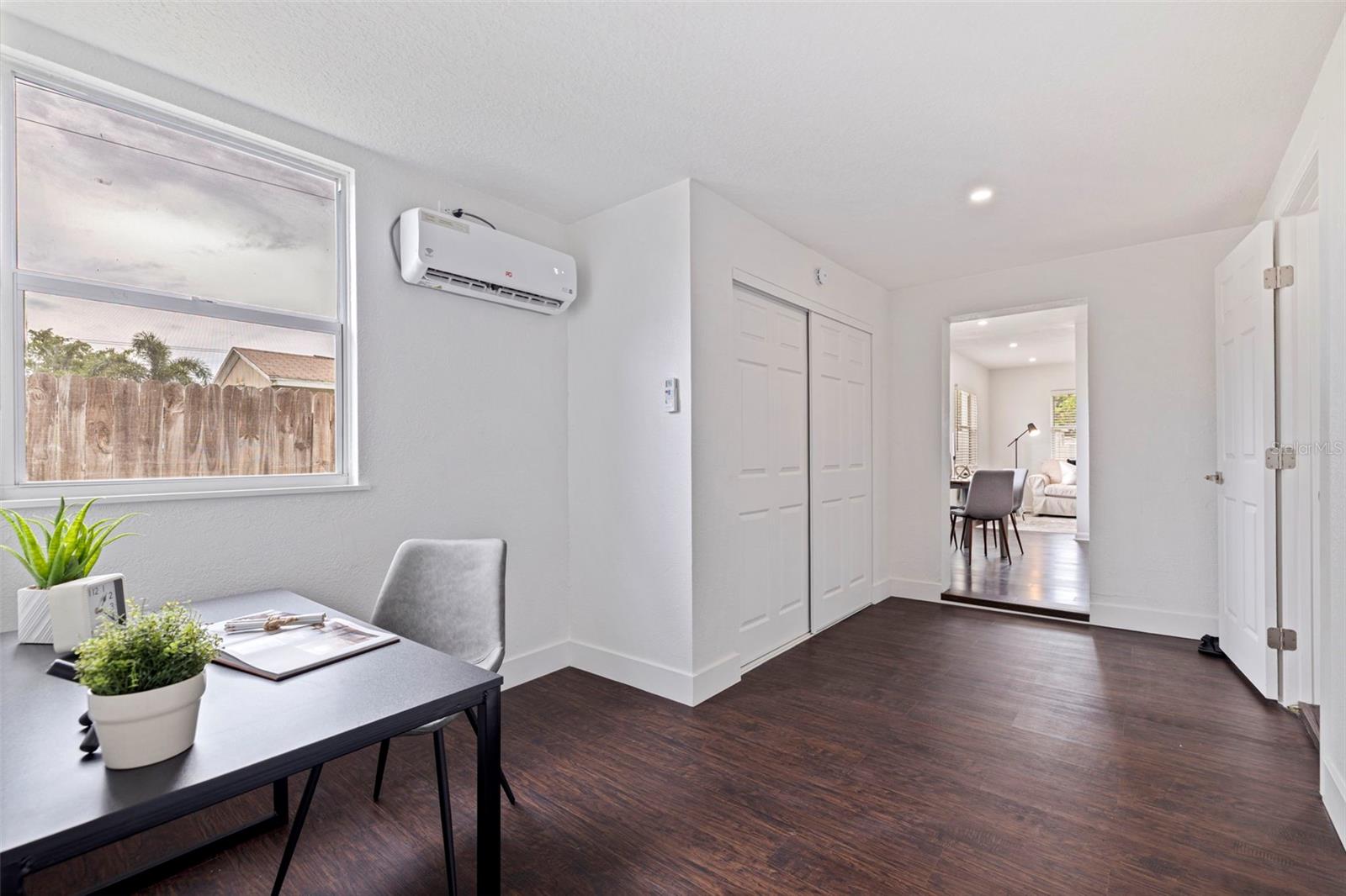 Image 17 of 29 For 5221 4th Avenue N