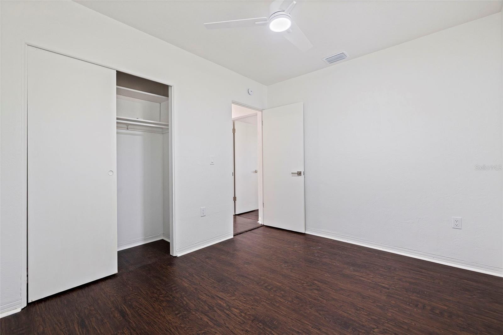 Image 22 of 29 For 5221 4th Avenue N