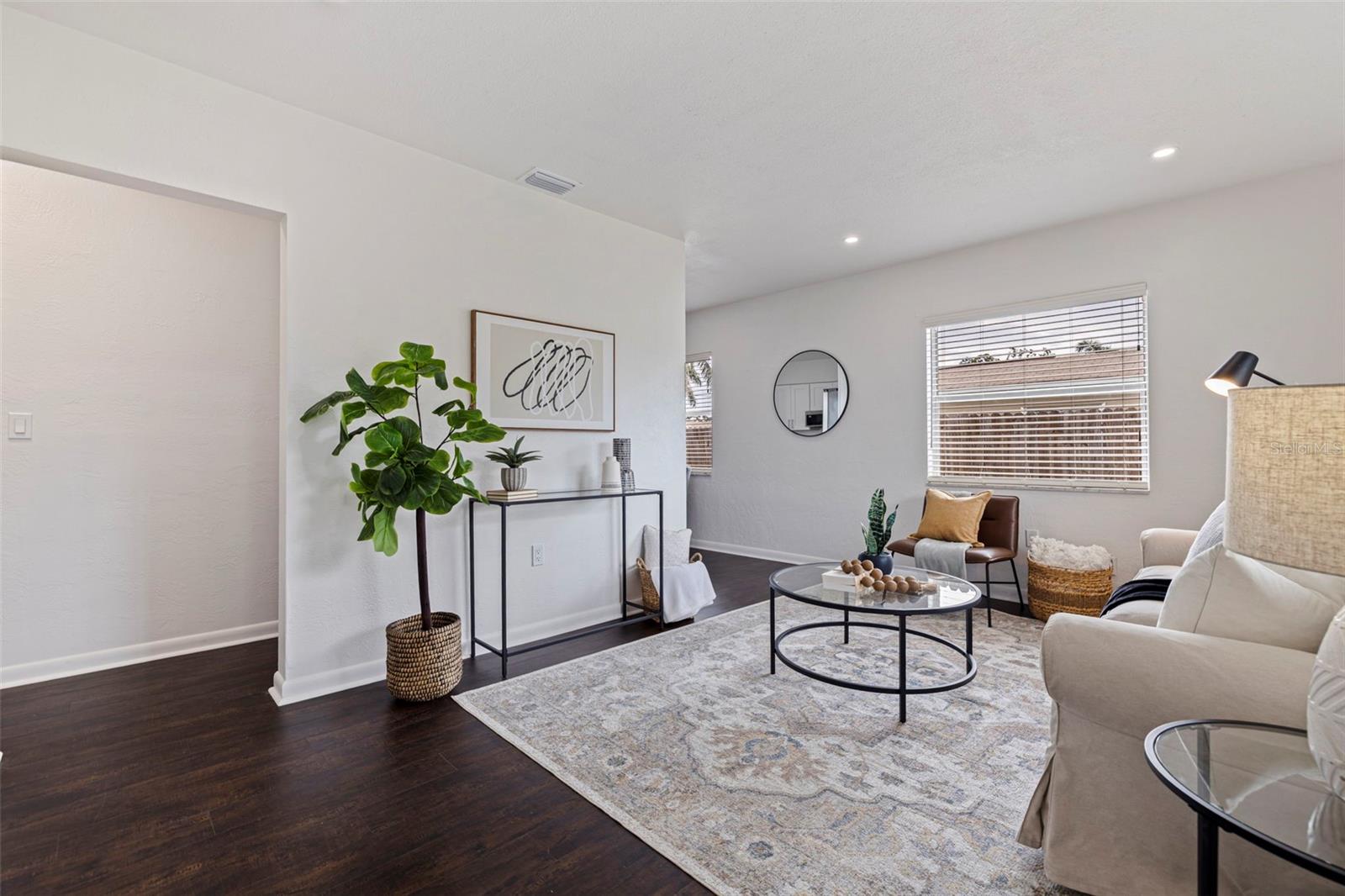 Image 5 of 29 For 5221 4th Avenue N