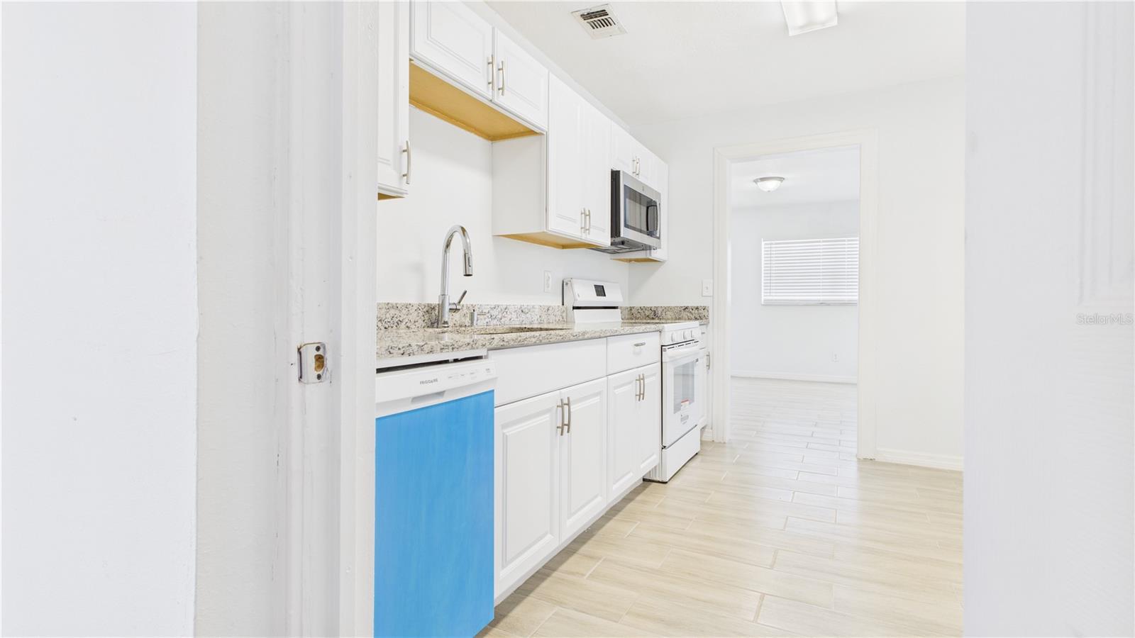 Image 3 of 18 For 4703 Murray Hill Drive