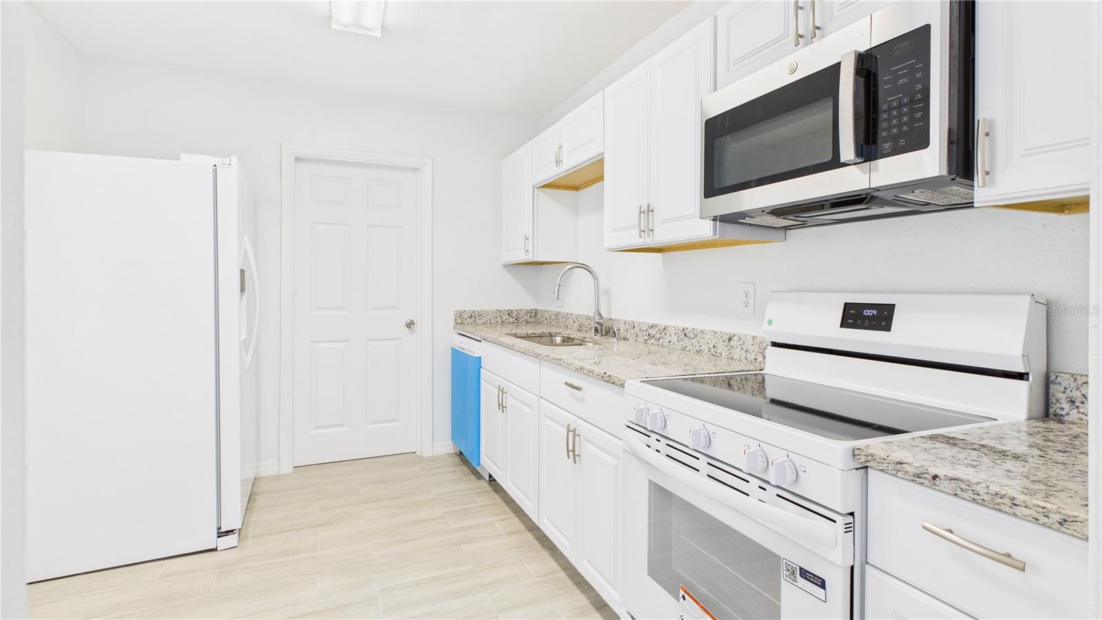 Image 4 of 18 For 4703 Murray Hill Drive