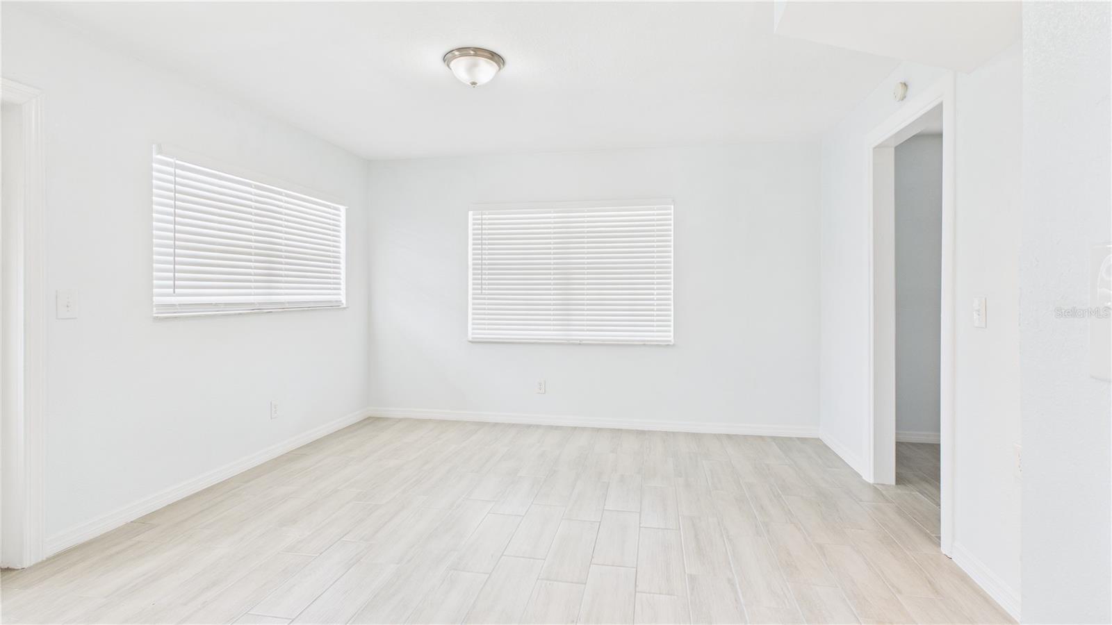 Image 7 of 18 For 4703 Murray Hill Drive